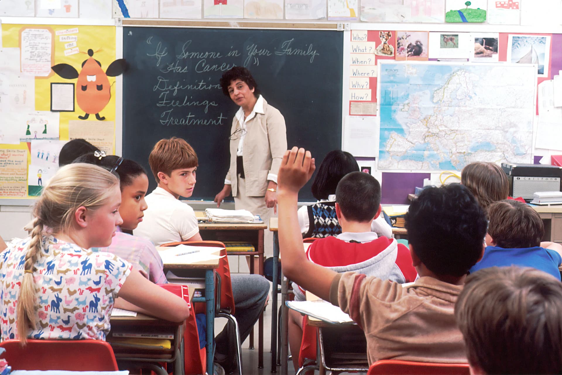 Teacher engaging with students in live class