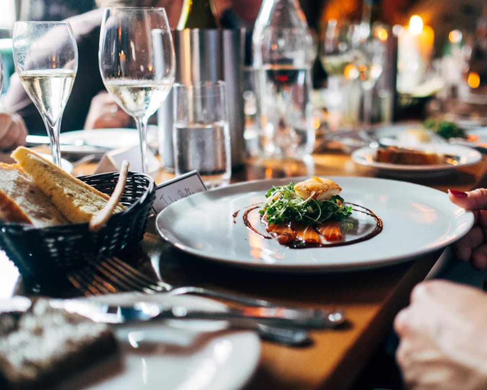LSCAHM restaurant service in central London
