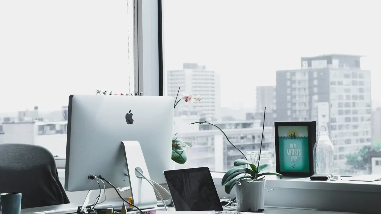 LSCT trading and technology studio