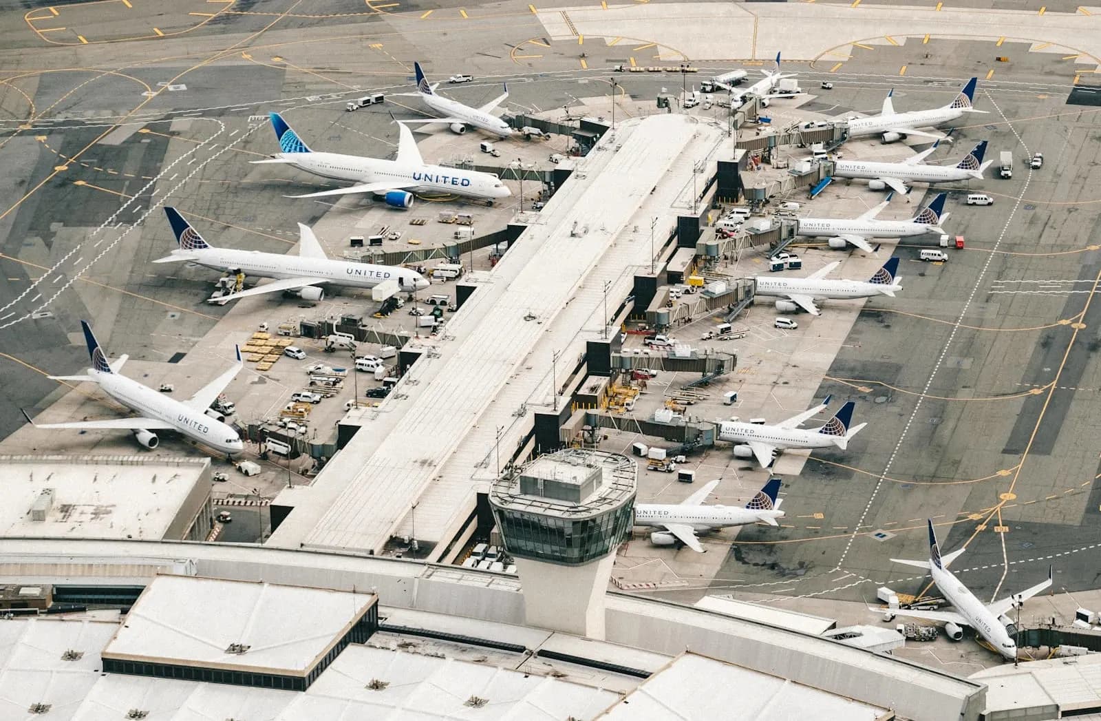 MSc in Aviation Integrated Systems - Master at London School of Aviation & Airport Management