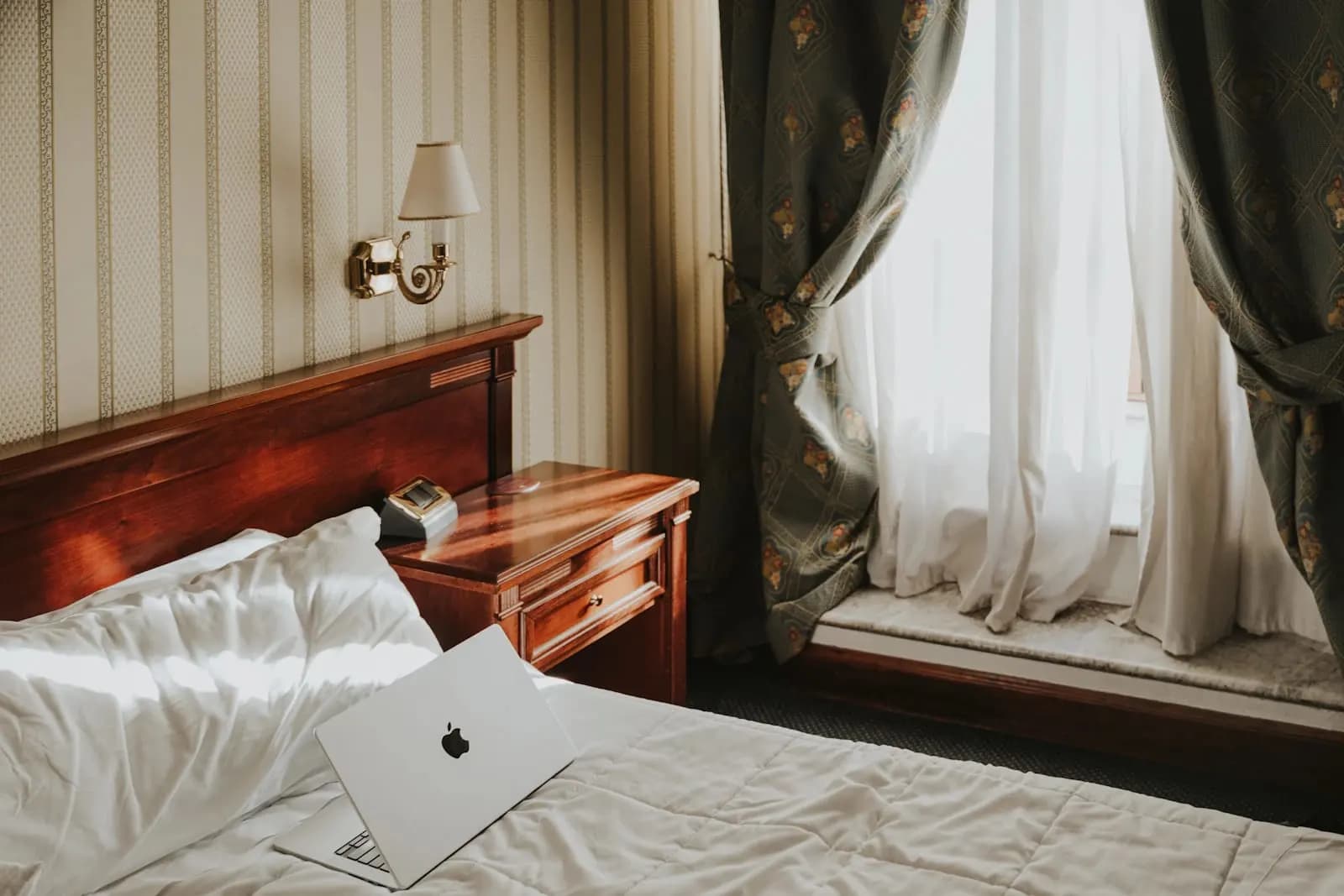 BA in Hospitality Systems Engineering - Bachelor at London School of Hotel and Resort Management