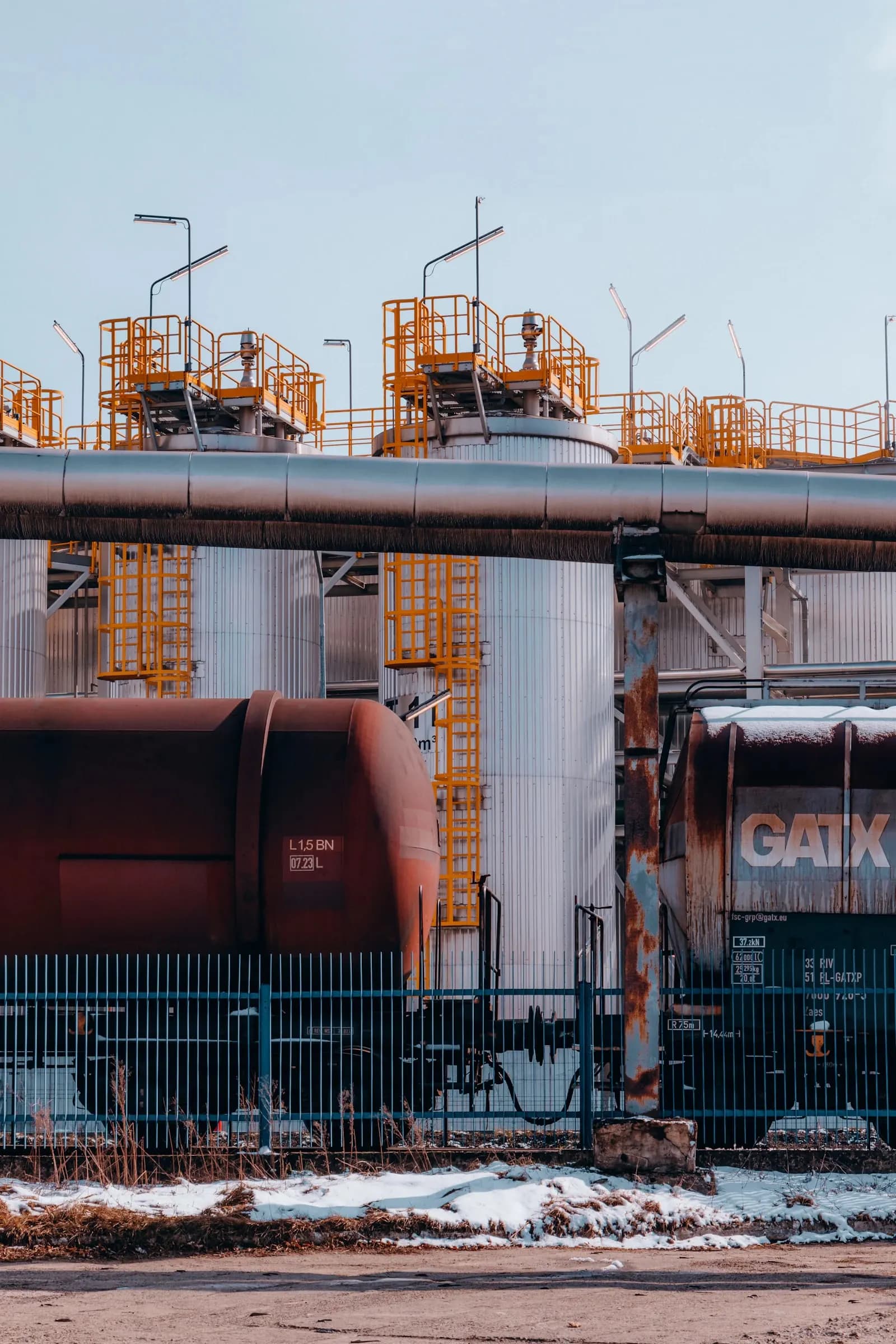 Advanced Diploma in Petroleum Technology Applications - Advanced Diploma at London School of Oil and Gas Management