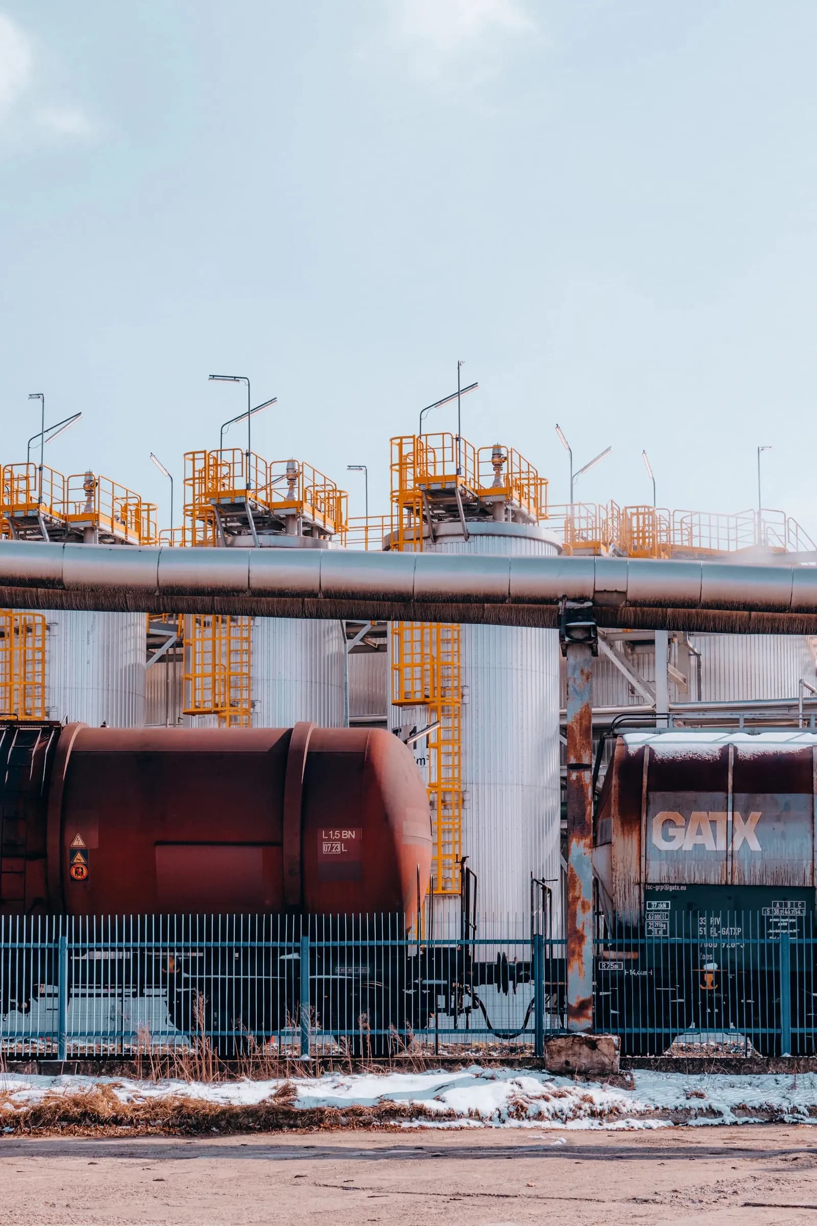 Bachelor of Refining and Processing Engineering - Bachelor at London School of Oil and Gas Management