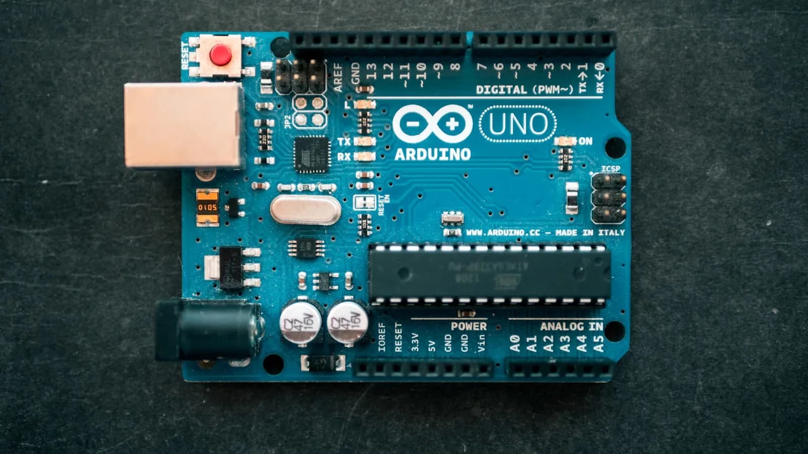 Diploma in Electronic Engineering — Diploma at London School of Computing and Engineering