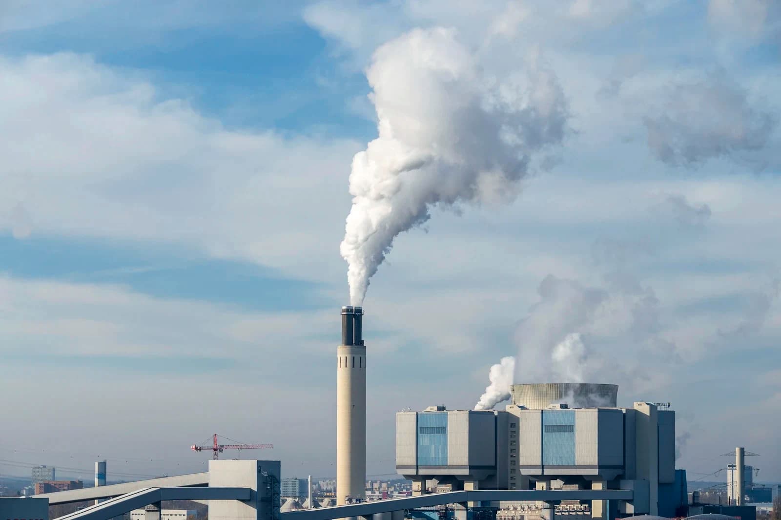 UK Higher Diploma in Strategic Energy Management - UK Higher Diploma at London School of Petroleum and Energy